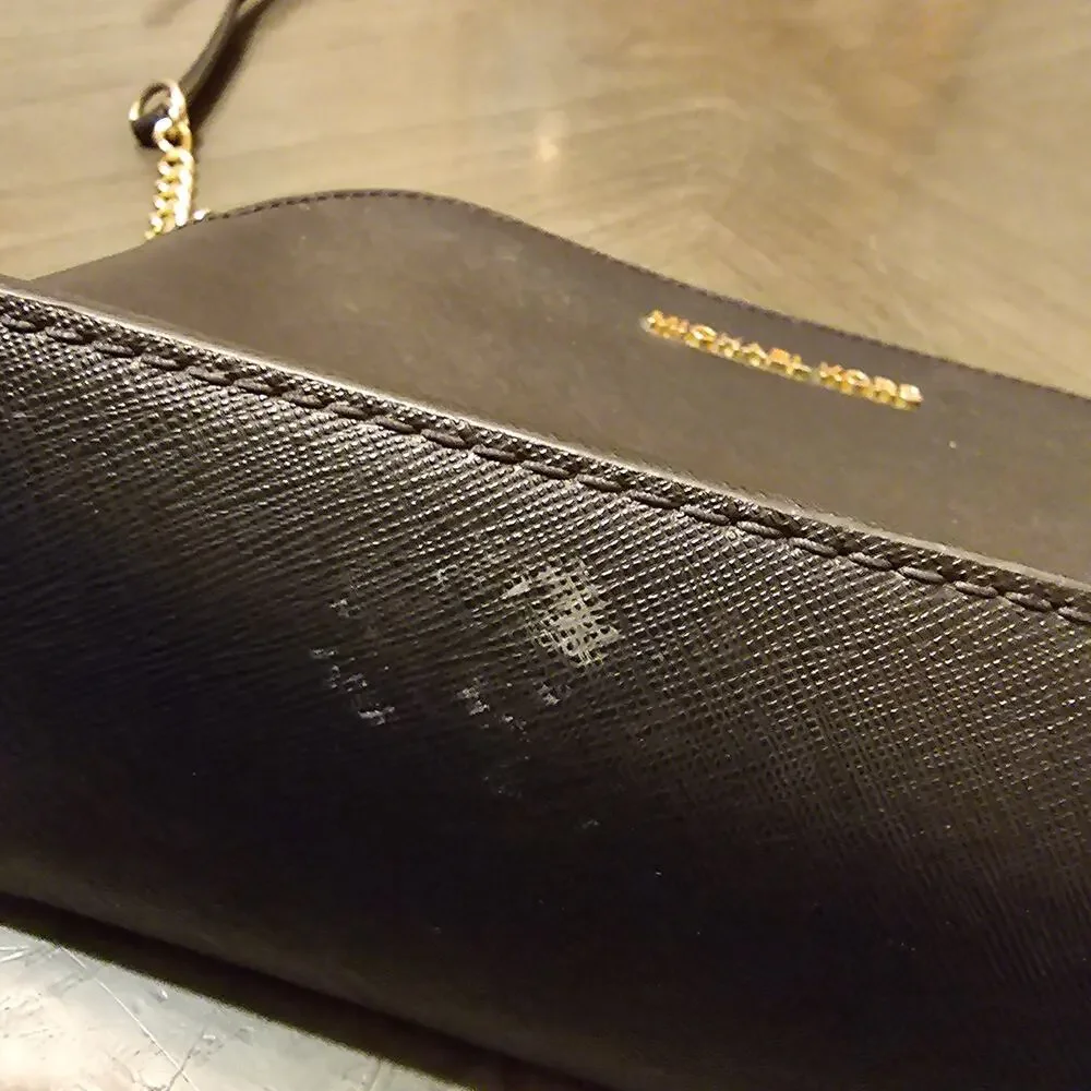 Michael Kors Cindy Dome Crossbody Bag‎ Saffiano Leather 38S9XCPC3L Black